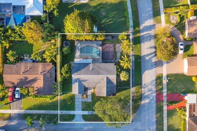 Building Photo - Southwest 103rd Street, Miami, FL 33176 - ...