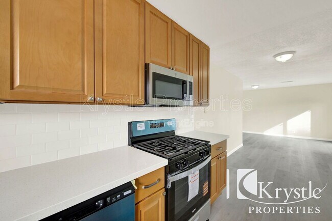 Building Photo - 126 Violet Dr