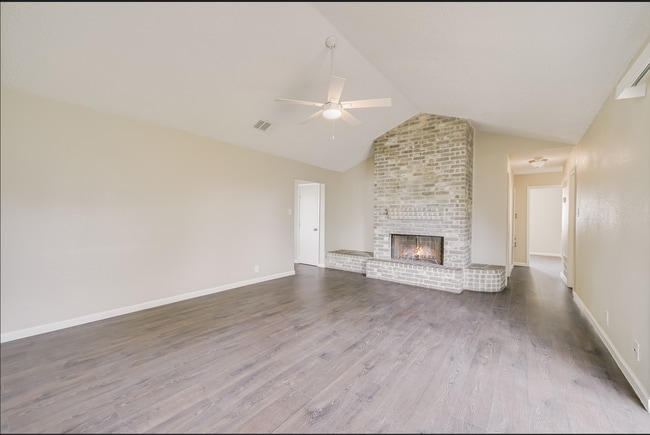 Building Photo - 14306 Ridge Point Dr