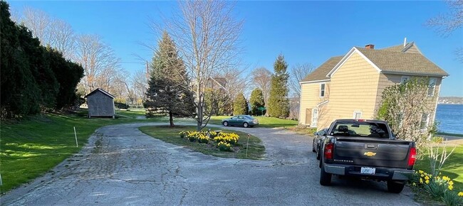 Building Photo - 38 Morningside Ln