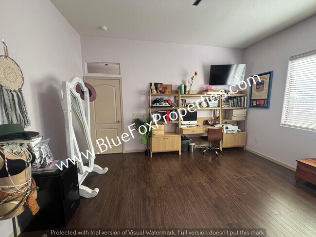 Building Photo - 12785 N Seacliff Pl