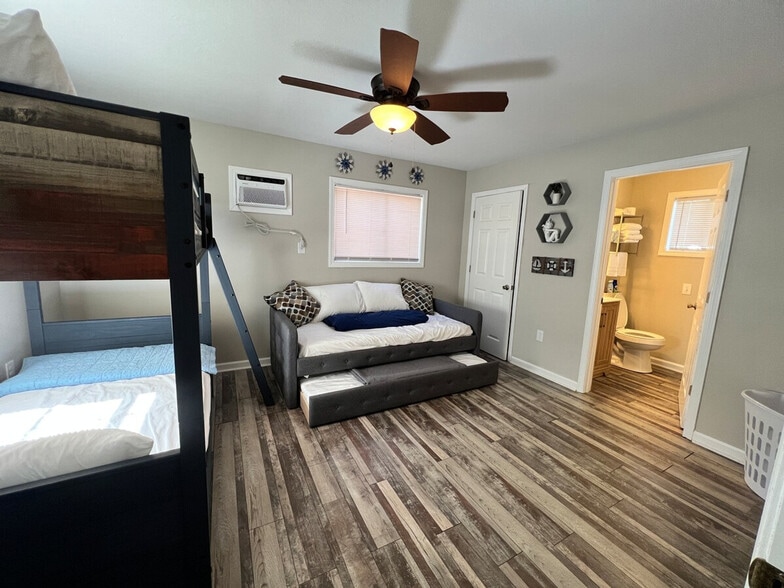 Building Photo - 3213 Willis St