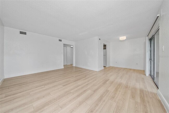 Building Photo - 4809 S Texas Ave