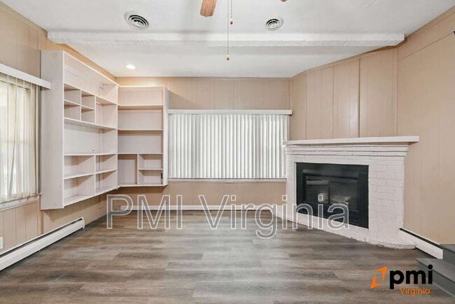 Building Photo - 812 Jasmine Ave