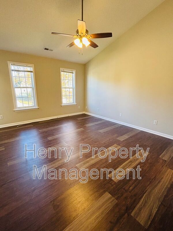 Building Photo - 5716 Brookshadow Dr