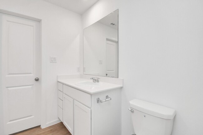 Building Photo - 1615 Windrose Bnd