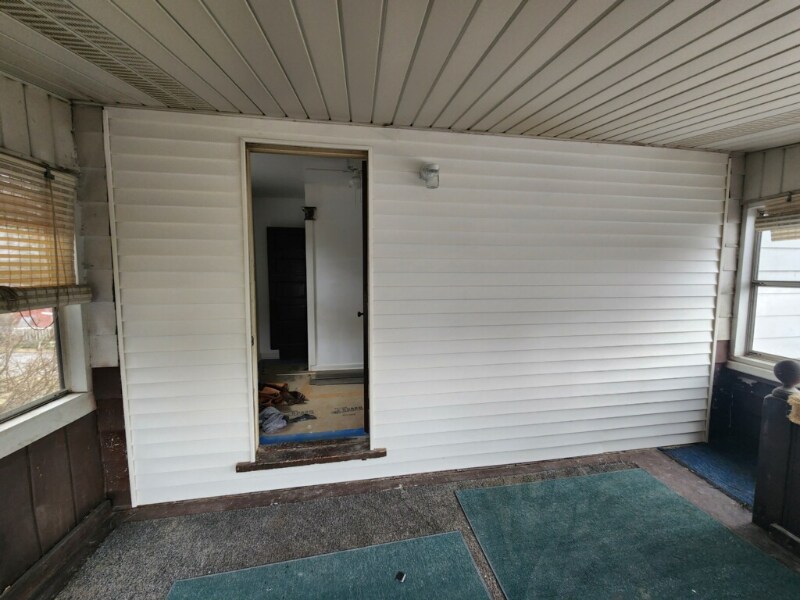 Building Photo - 2438 S 5th St