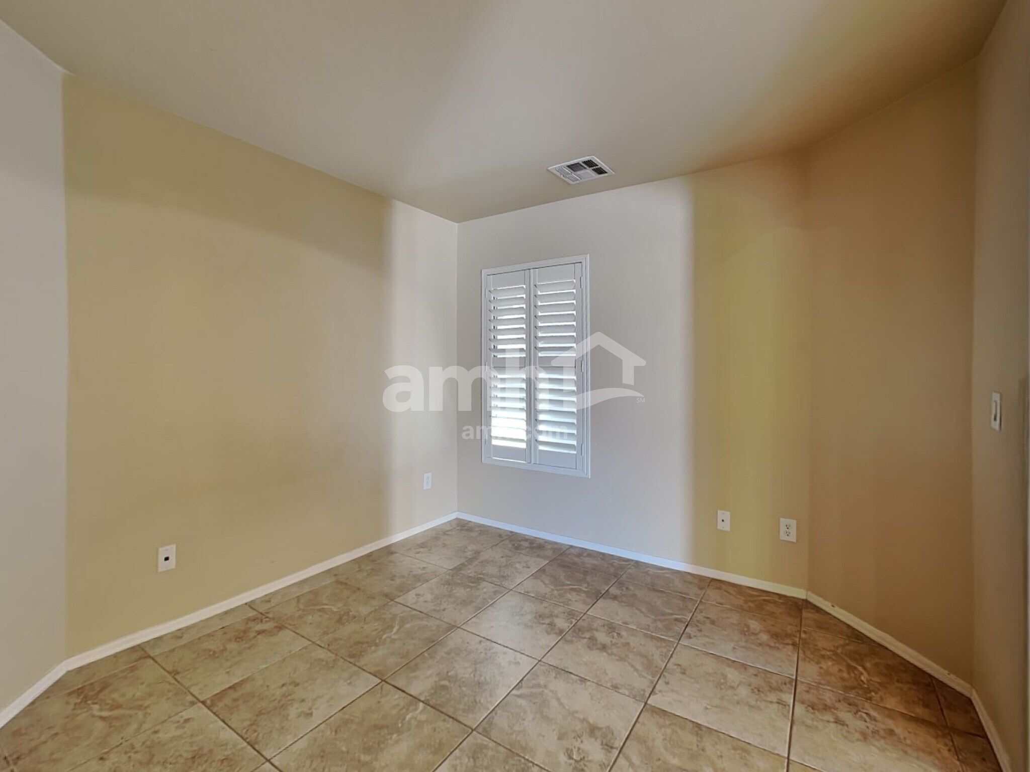 Building Photo - 16547 W Desert Bloom St