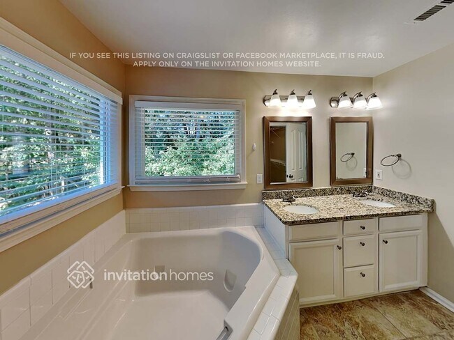 Building Photo - 17315 Shadow Bark Dr