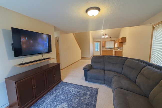 Building Photo - 1040/1044 4th St SE, Forest Lake, MN 55129 (duplex)