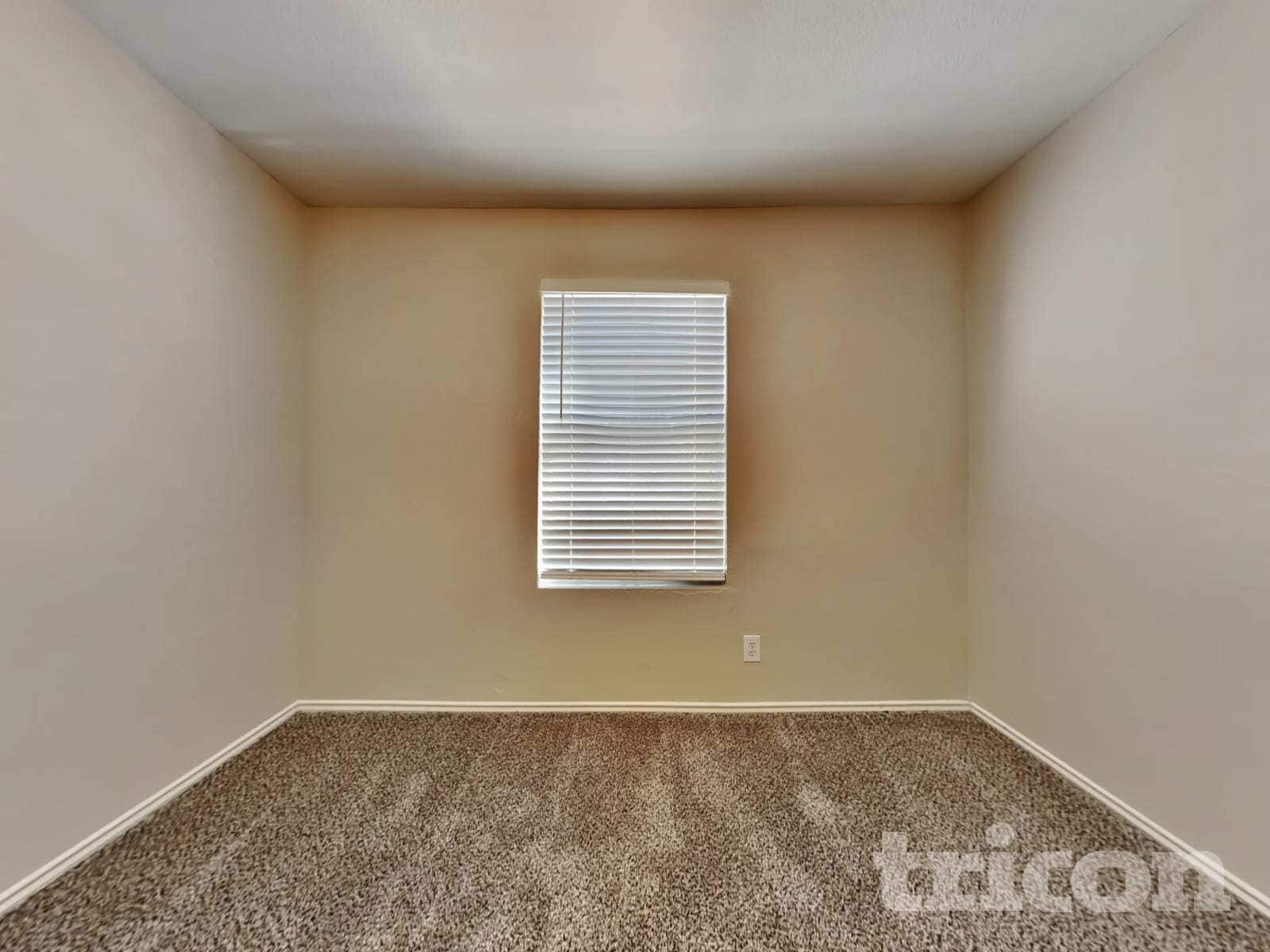 Building Photo - 2615 Thunder Gulch