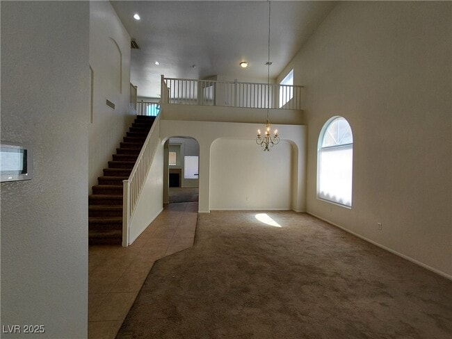 Building Photo - 452 Crocus Hill St