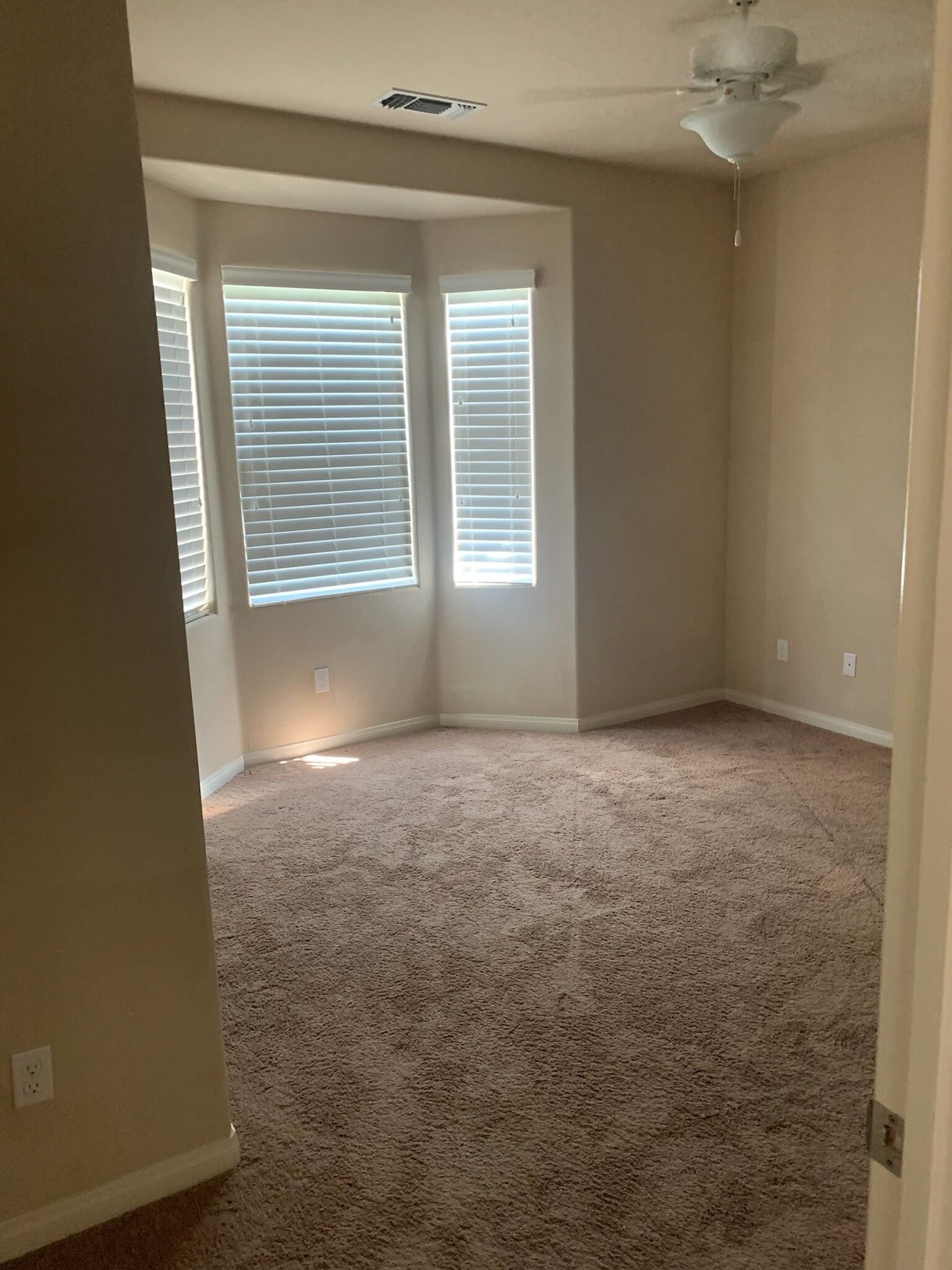 Building Photo - 14708 Checkerbloom Dr