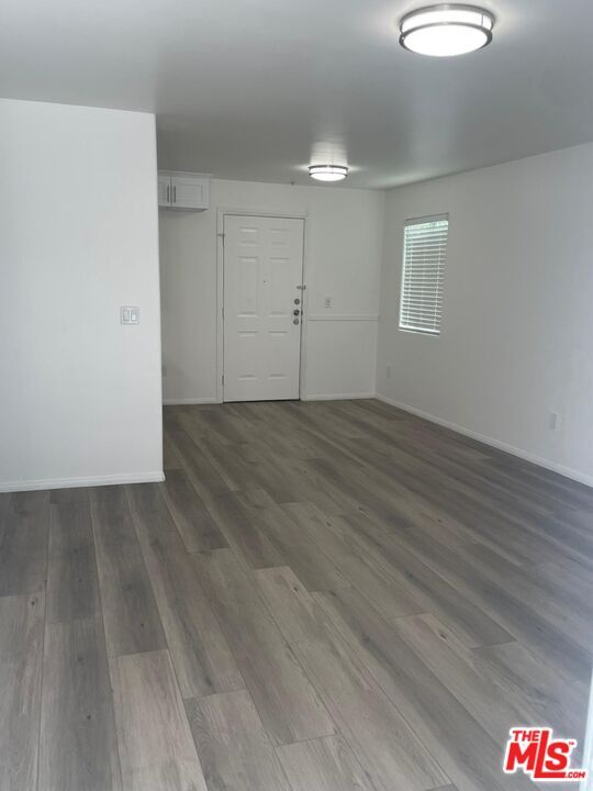 Building Photo - 14206 Gilmore St