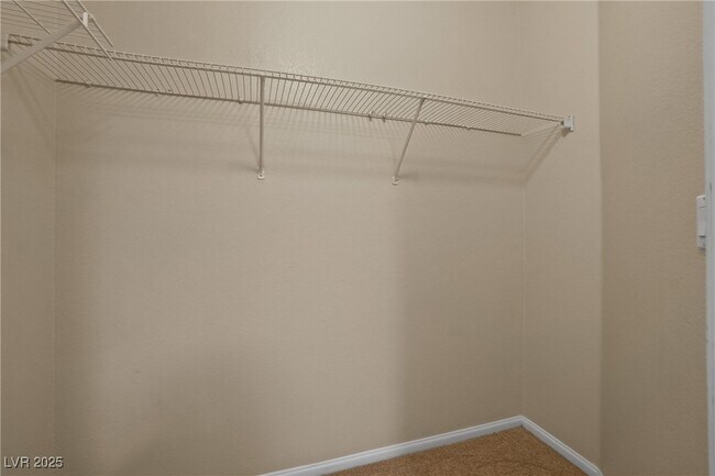 Building Photo - 5855 Valley Dr