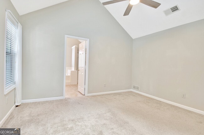 Building Photo - 303 Calgary Dr