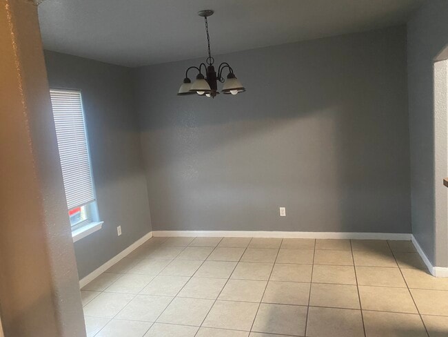 Building Photo - 7834 Shetland Dr