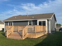 Building Photo - 627 Union Park Cir
