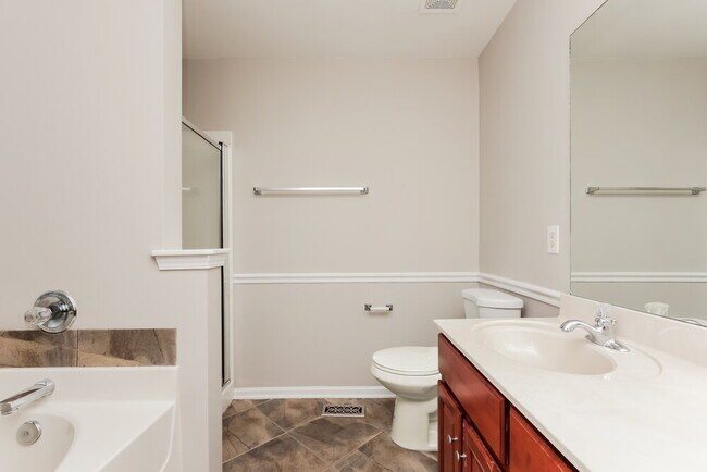 Building Photo - 8011 Tiger Ct