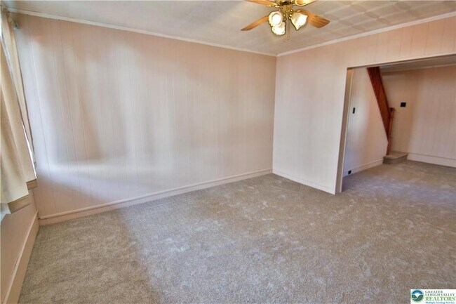 Building Photo - 68 W Center St