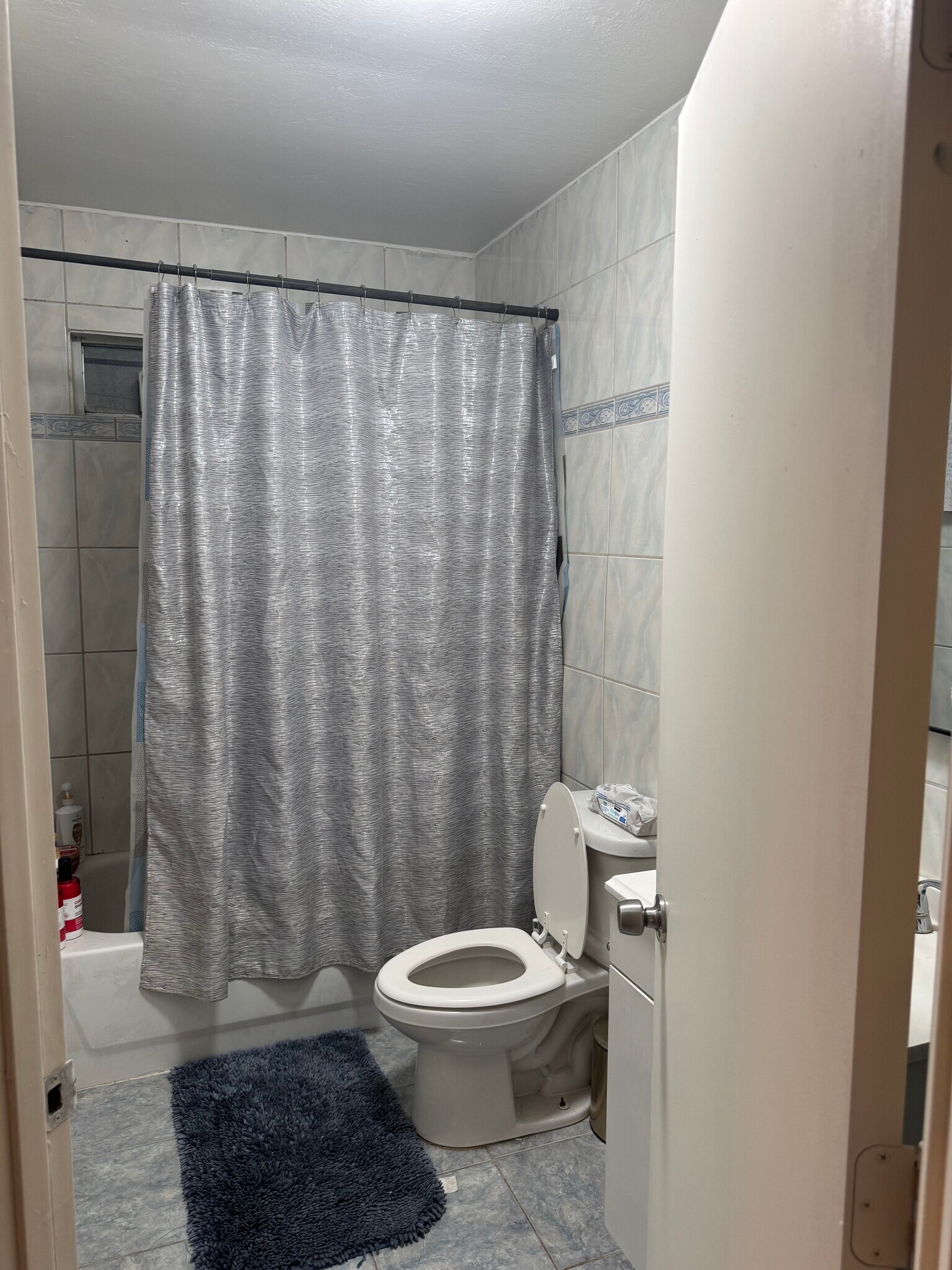 Building Photo - 18247 Bellflower St