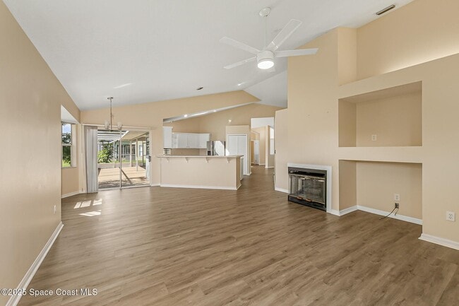 Building Photo - 1050 Fieldstone Dr