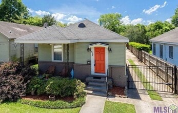 Building Photo - 612 Arlington Ave