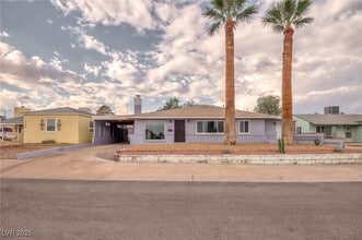 Building Photo - 572 Federal St