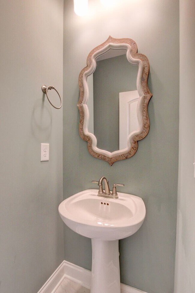 Building Photo - Custom Build in Sango.  Wow Factor