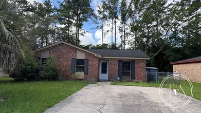 Building Photo - 258 Garden Cir