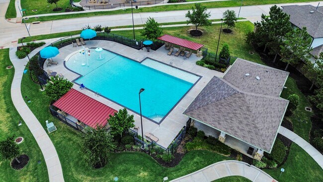 Building Photo - 22939 San Giorgio Ct