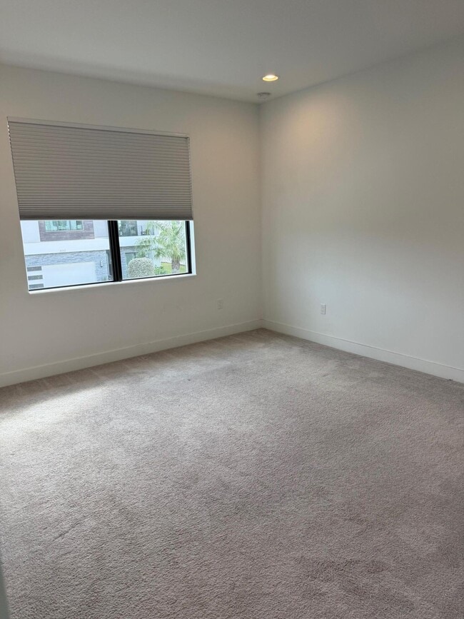 Building Photo - 8055 White Wave Ter