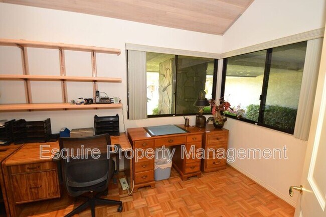 Building Photo - 31 Alviso Dr