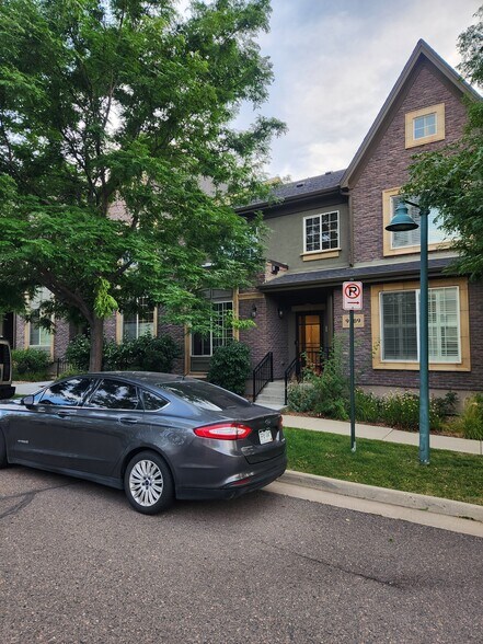 Building Photo - 9509 Cedarhurst Ln