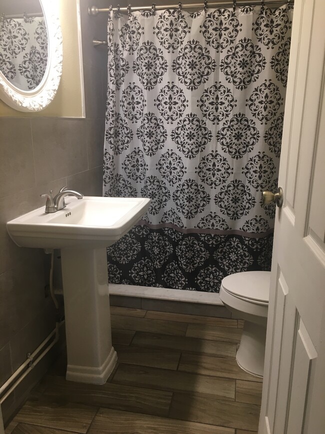 Building Photo - 5801 6th St