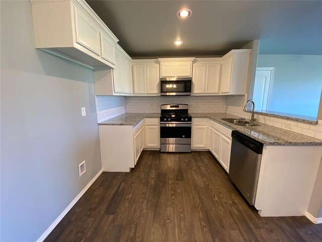 Building Photo - 491 Washington Ave NW