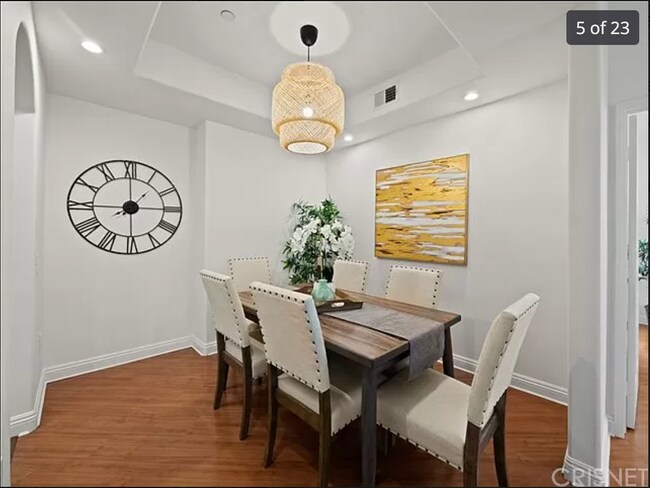 Building Photo - 5703 Laurel Canyon Blvd