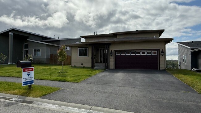 Primary Photo - Beautiful Government Hill Home with Amazin...