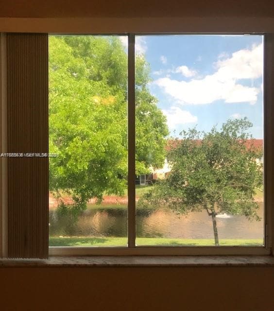 Building Photo - 8066 Sanibel Dr