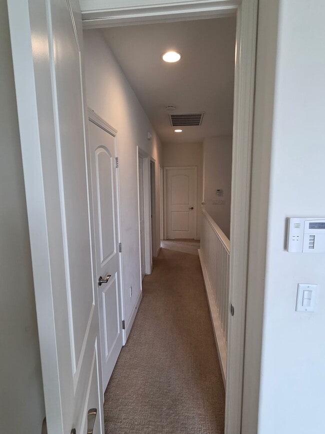 Building Photo - Beautiful home for rent in Atascadero