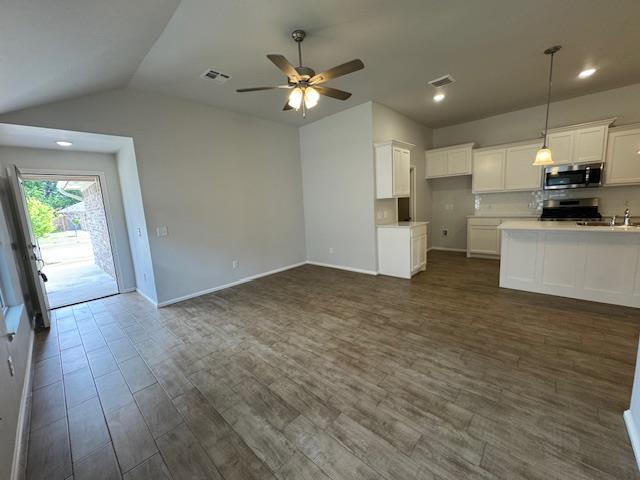 Building Photo - 2421 Finesilver Ln