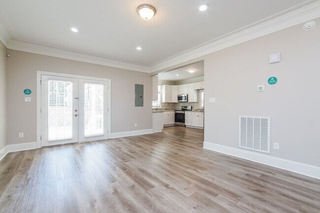 Building Photo - 424 N Allen Rd