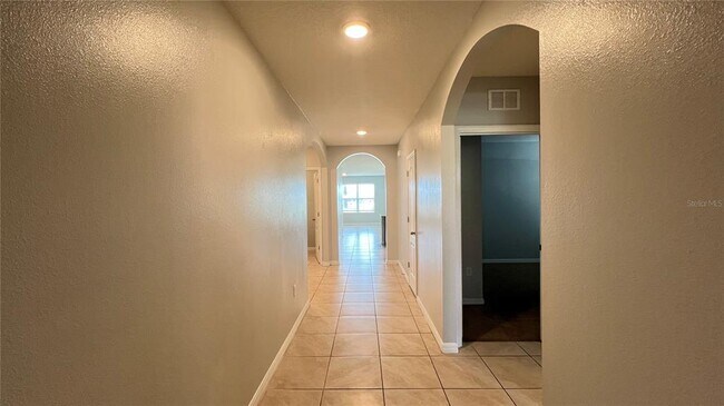 Building Photo - 2440 White Poppy Dr