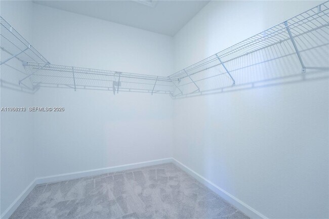 Building Photo - 4941 Peacock Wy