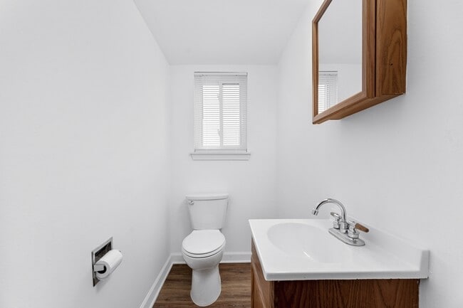 Building Photo - 1505/1509 Electric Ave. - 1509