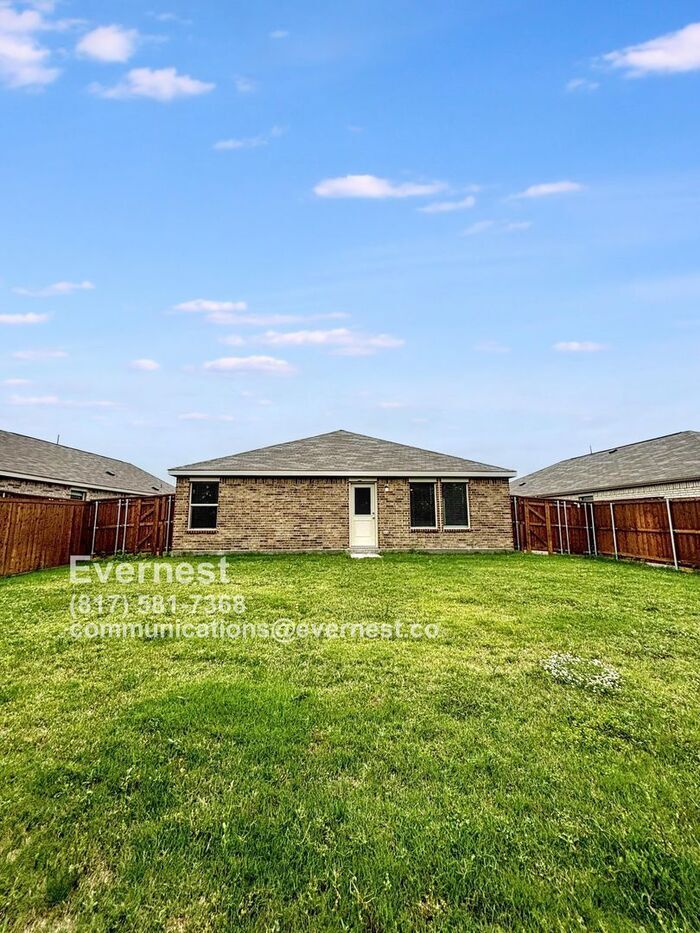 Building Photo - 1517 Vattier St