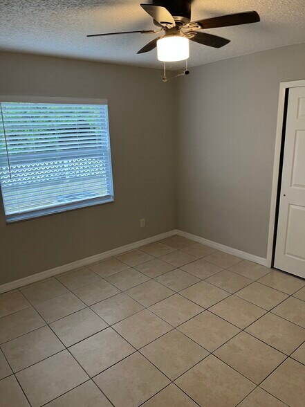 Building Photo - 625 Wildwood Way