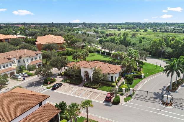 Building Photo - 15800 Portofino Springs Blvd