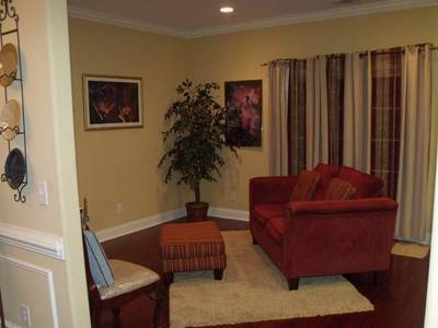 Building Photo - AVAILABLE LATE MARCH 2026