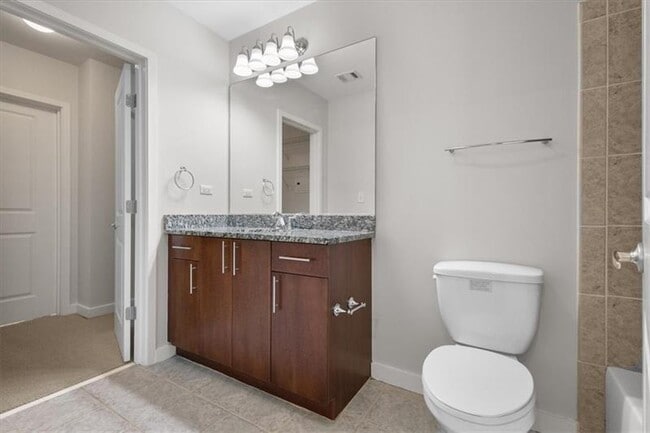 Building Photo - 250 Pharr Rd NE